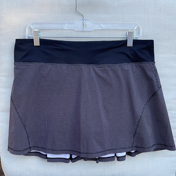 lululemon athletica Dresses & Skirts - ⭐️ Lululemon Circuit Breaker Skirt - Like NEW!